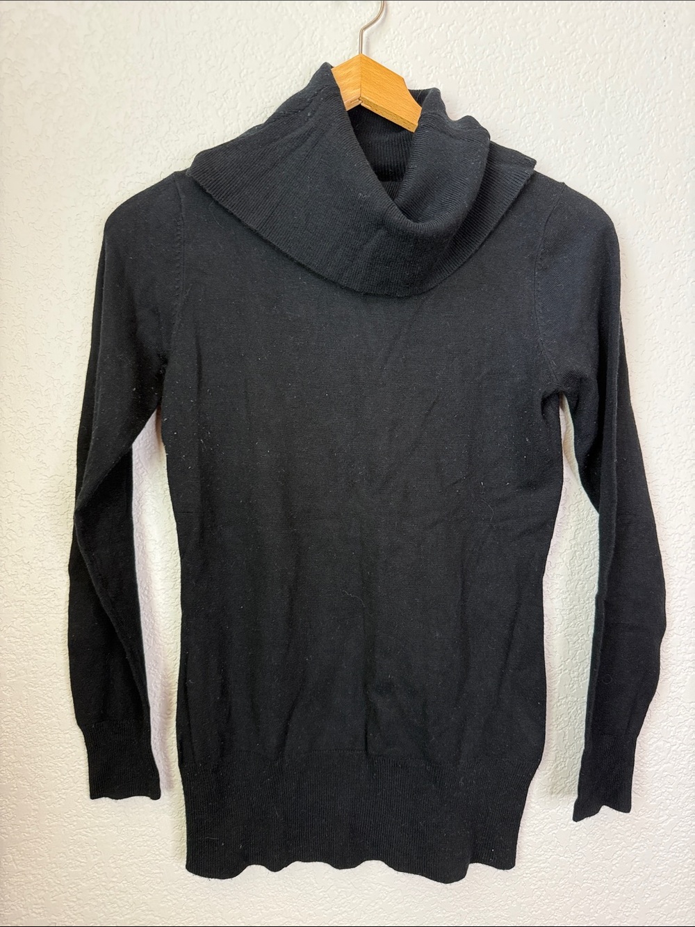 Philosophy Cowl Neck Lightweight Sweater Black size Small
